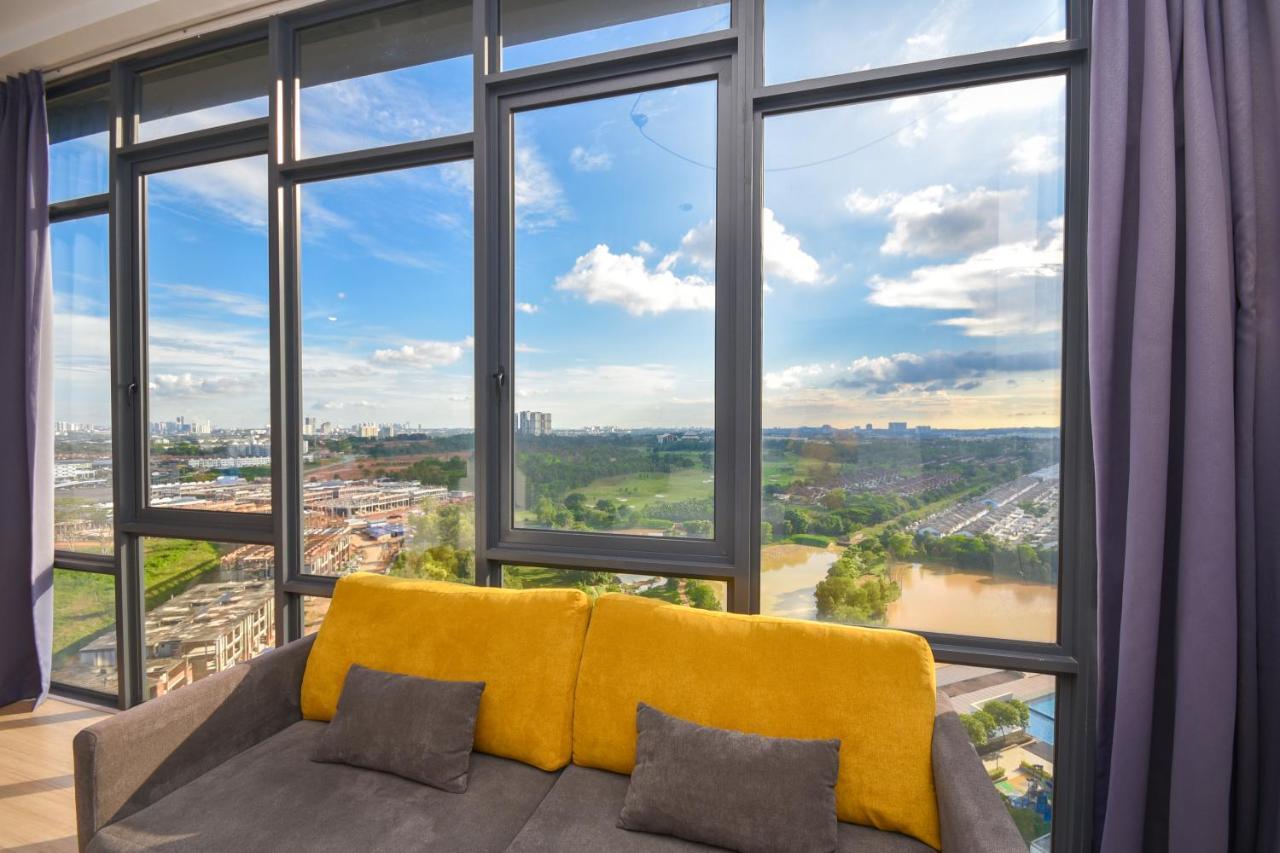 Cube 8Teens By Nest Home Johor Bahru Dış mekan fotoğraf
